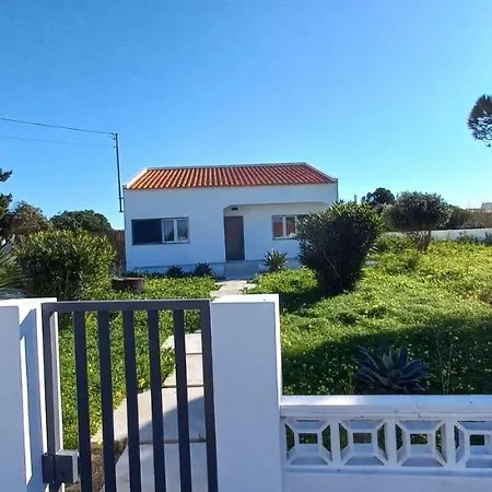 Casa Oliveira Сагреш